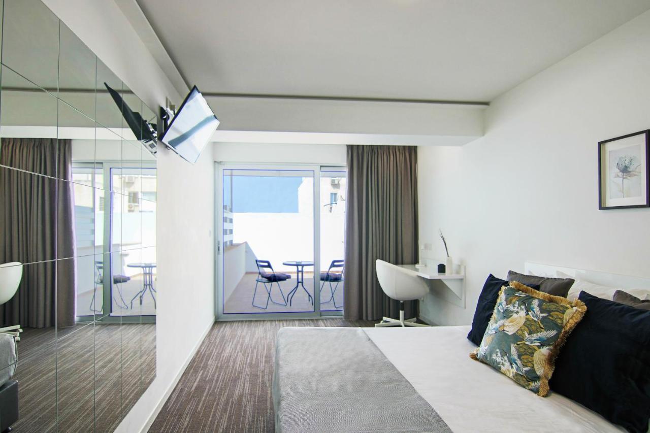 Phaedrus Living: Luxury Suite Nicosia 502 Exterior photo
